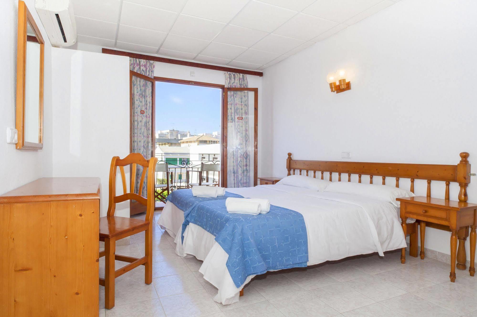 Sant Antoni de Portmany Can Beia Hostal Boutique (Adults Only) מראה חיצוני תמונה